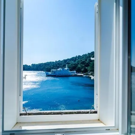Tonka's Terrace - Studio With Terrace And Sea View